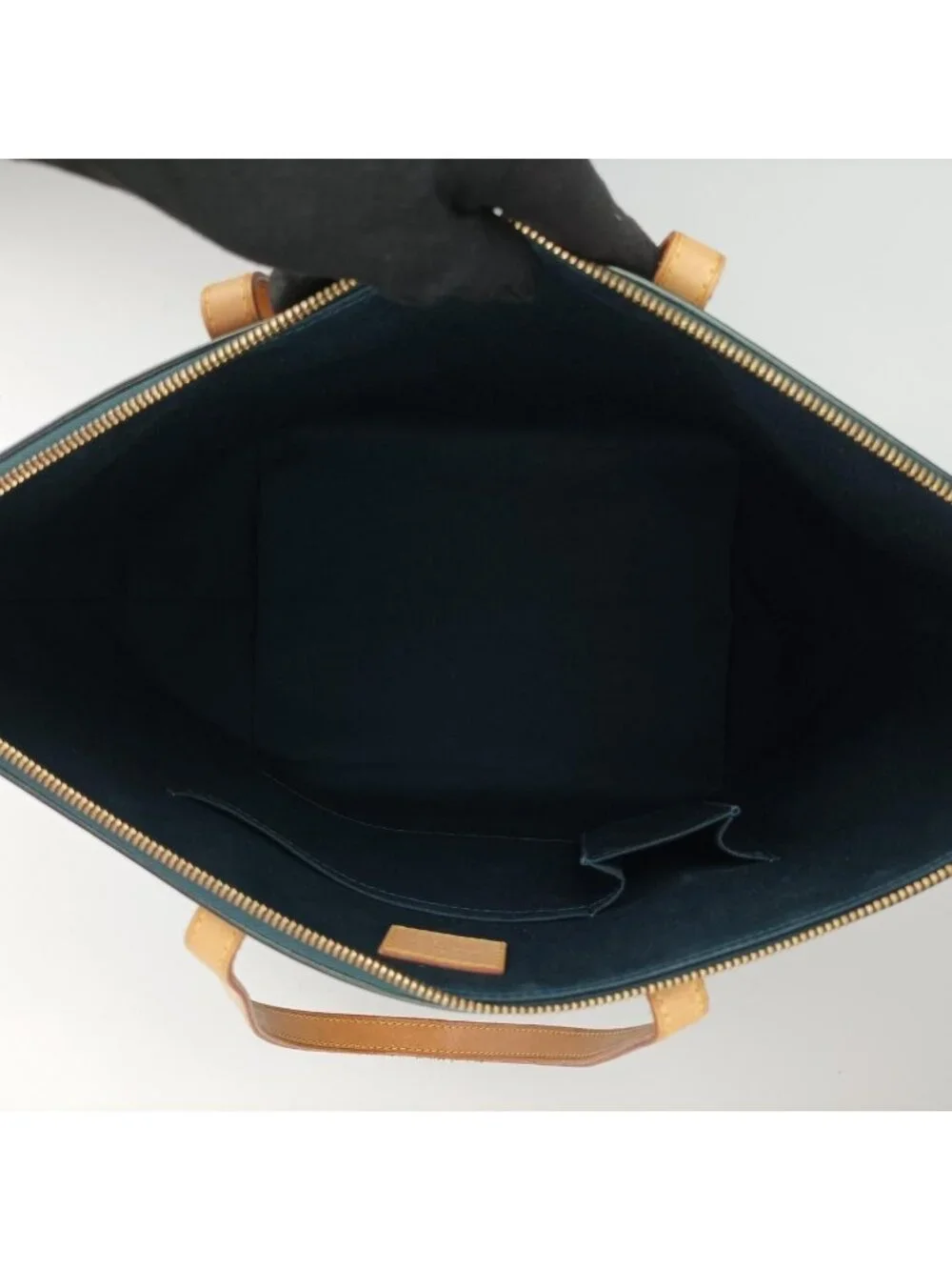Louis Vuitton Bellevue PM Bleu Nuit Vernis Handbag